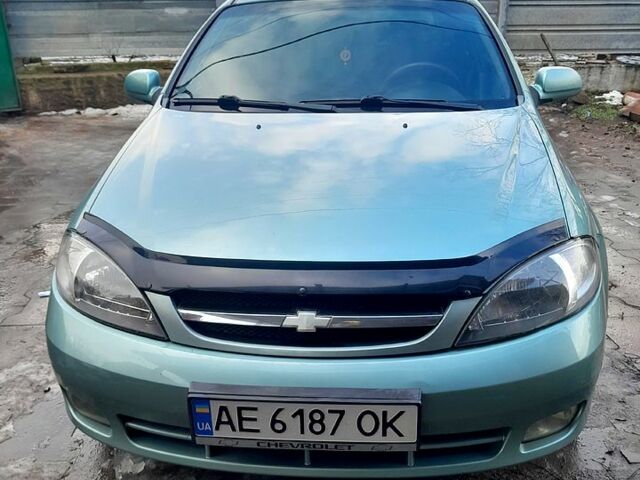 Зеленый Шевроле Лачетти, объемом двигателя 1.6 л и пробегом 254 тыс. км за 4200 $, фото 1 на Automoto.ua