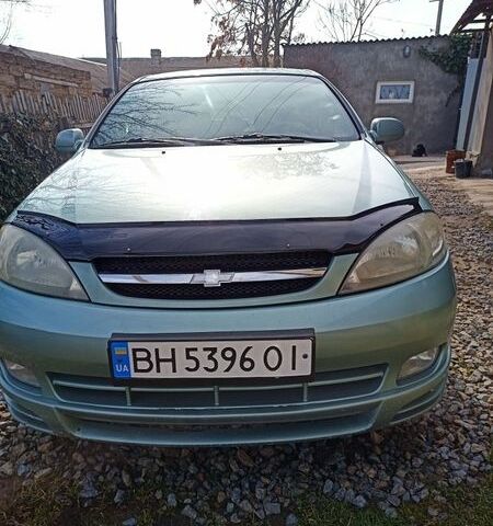 Зеленый Шевроле Лачетти, объемом двигателя 1.6 л и пробегом 220 тыс. км за 4500 $, фото 1 на Automoto.ua