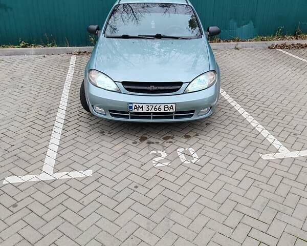 Зеленый Шевроле Лачетти, объемом двигателя 1.6 л и пробегом 277 тыс. км за 3750 $, фото 1 на Automoto.ua