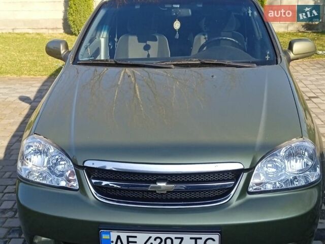 Зеленый Шевроле Лачетти, объемом двигателя 1.8 л и пробегом 113 тыс. км за 4500 $, фото 1 на Automoto.ua