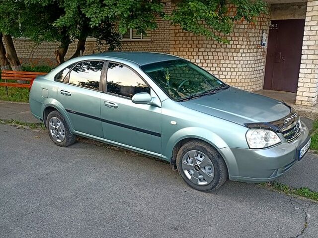 Зеленый Шевроле Лачетти, объемом двигателя 1.6 л и пробегом 265 тыс. км за 3700 $, фото 1 на Automoto.ua