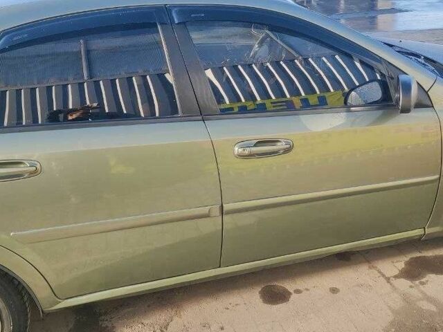 Зелений Шевроле Лачетті, об'ємом двигуна 1.6 л та пробігом 280 тис. км за 2800 $, фото 1 на Automoto.ua