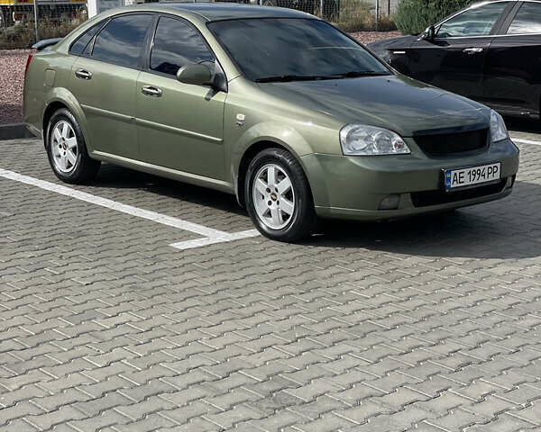 Зелений Шевроле Лачетті, об'ємом двигуна 1.8 л та пробігом 220 тис. км за 4500 $, фото 1 на Automoto.ua