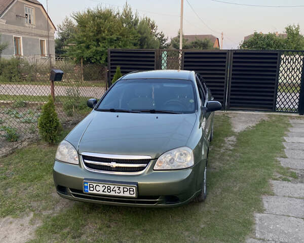 Зеленый Шевроле Лачетти, объемом двигателя 1.6 л и пробегом 350 тыс. км за 3700 $, фото 1 на Automoto.ua