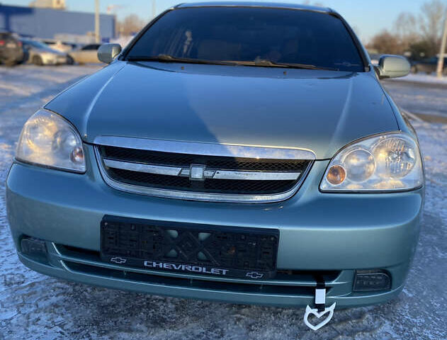 Зеленый Шевроле Лачетти, объемом двигателя 1.8 л и пробегом 215 тыс. км за 4100 $, фото 1 на Automoto.ua