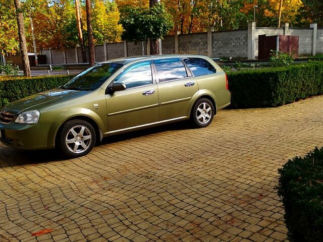 Зелений Шевроле Лачетті, об'ємом двигуна 1.8 л та пробігом 185 тис. км за 4200 $, фото 1 на Automoto.ua
