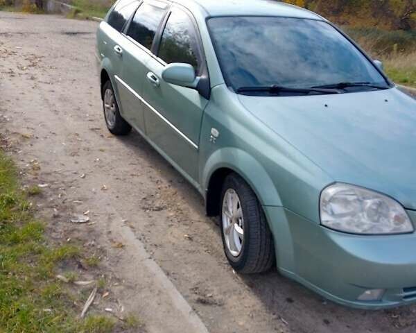 Зеленый Шевроле Лачетти, объемом двигателя 1.8 л и пробегом 280 тыс. км за 4400 $, фото 1 на Automoto.ua