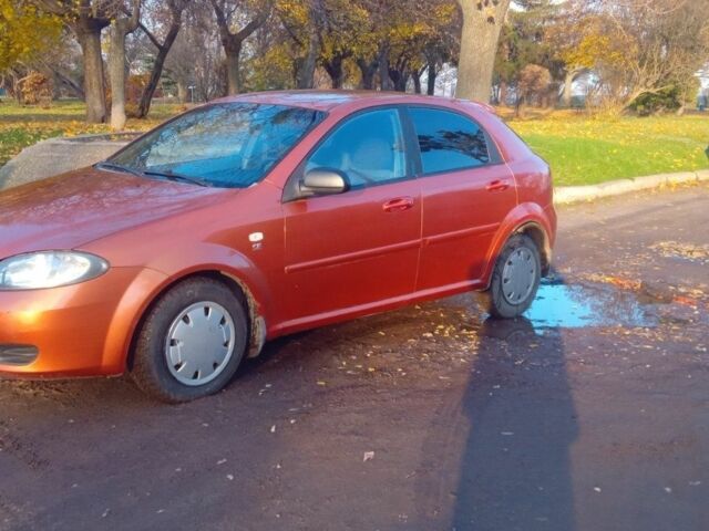 Оранжевый Шевроле Лачетти, объемом двигателя 1.6 л и пробегом 270 тыс. км за 3200 $, фото 1 на Automoto.ua