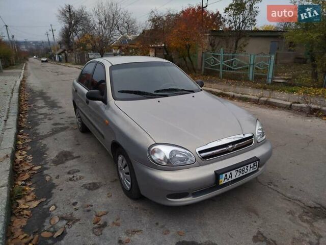 Бежевый Шевроле Ланос, объемом двигателя 1.5 л и пробегом 170 тыс. км за 2600 $, фото 1 на Automoto.ua