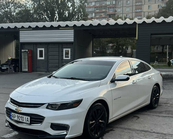 Белый Шевроле Малибу, объемом двигателя 1.5 л и пробегом 138 тыс. км за 10100 $, фото 1 на Automoto.ua