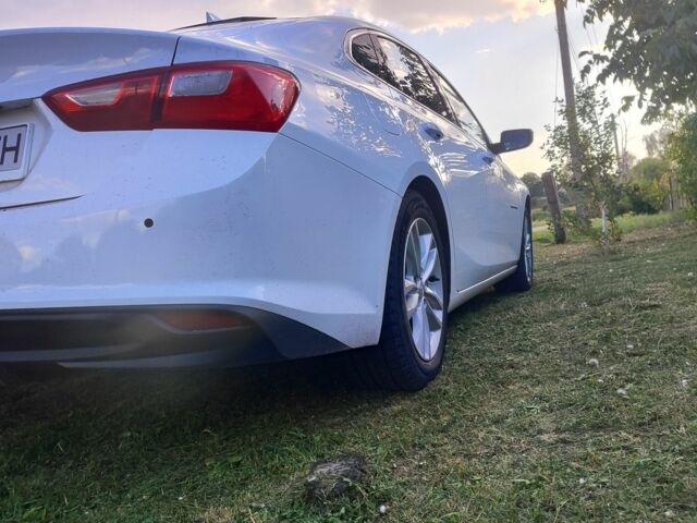 Білий Шевроле Малібу, об'ємом двигуна 1.8 л та пробігом 193 тис. км за 12000 $, фото 1 на Automoto.ua