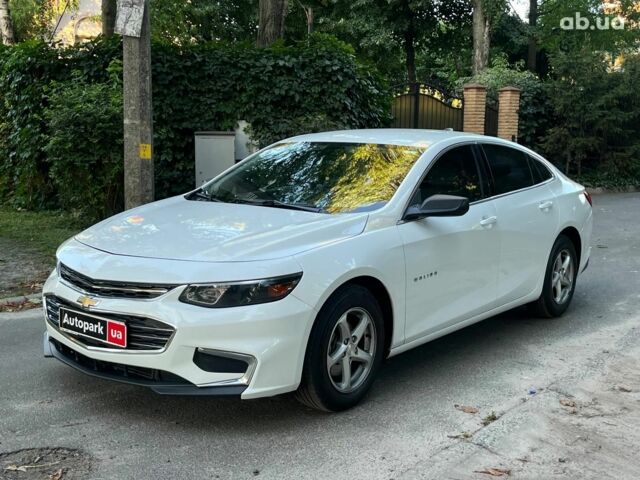 Белый Шевроле Малибу, объемом двигателя 1.5 л и пробегом 135 тыс. км за 9490 $, фото 1 на Automoto.ua
