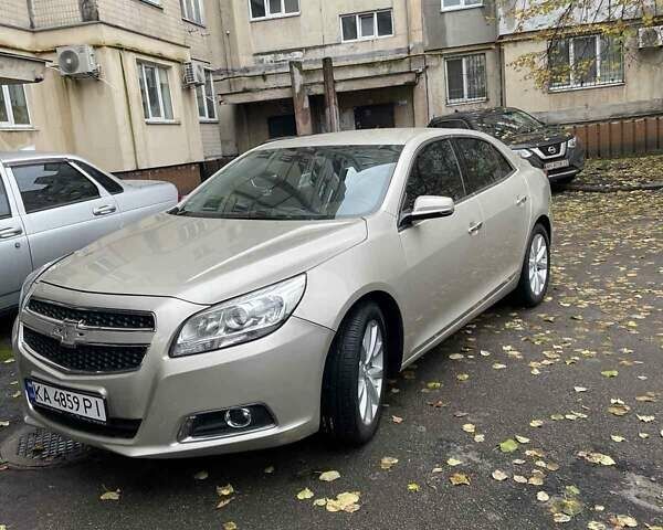 Шевроле Малибу 2014 в Киеве на Automoto.ua Бежевый Шевроле Малибу, объемом двигателя 2.46 л и пробегом 15 тыс. км за 12500 $, фото 1 на Automoto.ua