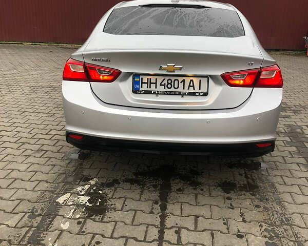 Сірий Шевроле Малібу, об'ємом двигуна 1.5 л та пробігом 170 тис. км за 8800 $, фото 1 на Automoto.ua