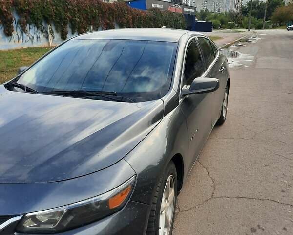 Серый Шевроле Малибу, объемом двигателя 1.5 л и пробегом 136 тыс. км за 11200 $, фото 1 на Automoto.ua
