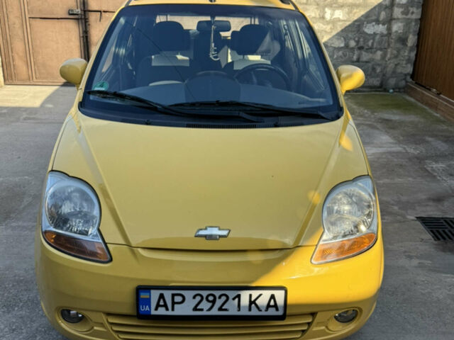Жовтий Шевроле Матіз, об'ємом двигуна 0.8 л та пробігом 130 тис. км за 3850 $, фото 1 на Automoto.ua