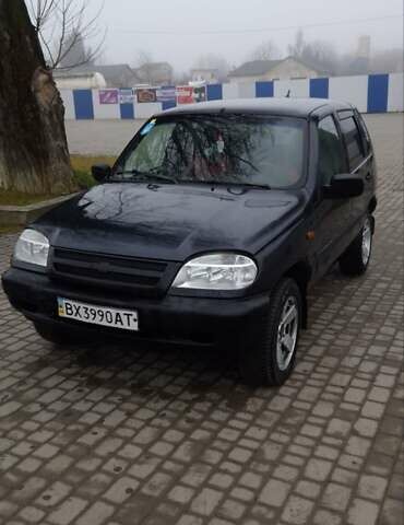 Чорний Шевроле Нива, об'ємом двигуна 0 л та пробігом 230 тис. км за 2700 $, фото 1 на Automoto.ua