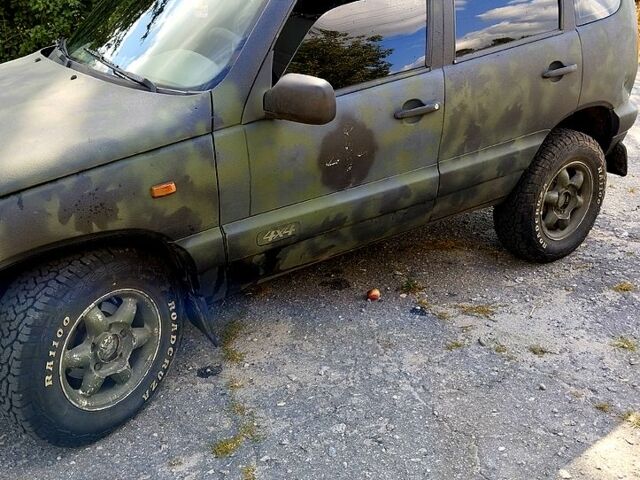 Шевроле Нива, об'ємом двигуна 1.7 л та пробігом 170 тис. км за 4000 $, фото 1 на Automoto.ua