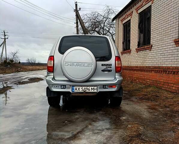 Шевроле Нива, объемом двигателя 1.7 л и пробегом 290 тыс. км за 4000 $, фото 1 на Automoto.ua