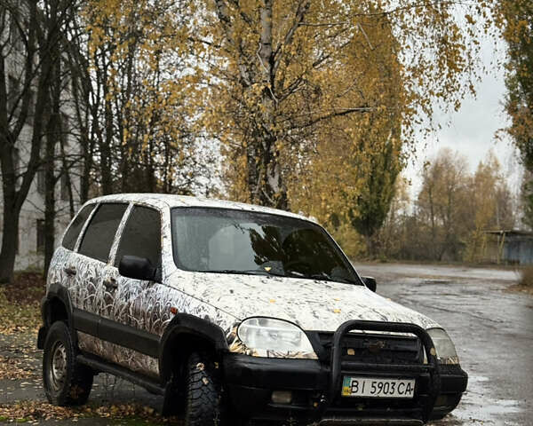 Сірий Шевроле Нива, об'ємом двигуна 1.7 л та пробігом 300 тис. км за 2999 $, фото 1 на Automoto.ua