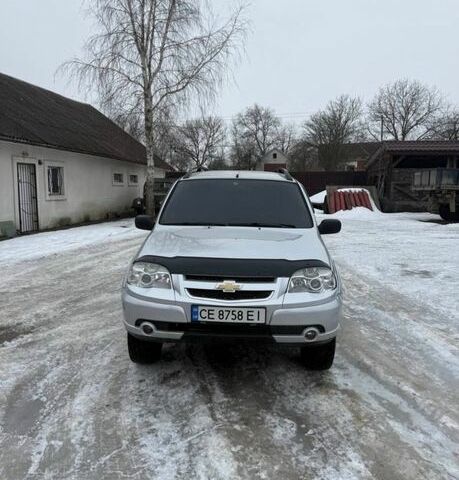 Сірий Шевроле Нива, об'ємом двигуна 1.69 л та пробігом 335 тис. км за 5200 $, фото 1 на Automoto.ua