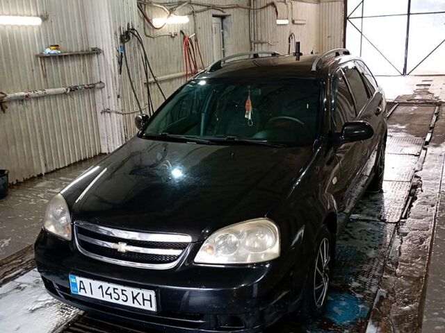 Черный Шевроле Нубира, объемом двигателя 1.6 л и пробегом 300 тыс. км за 4200 $, фото 1 на Automoto.ua