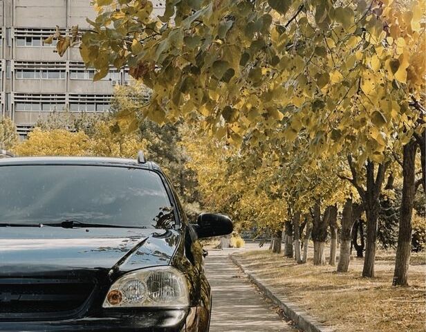 Черный Шевроле Нубира, объемом двигателя 1.6 л и пробегом 188 тыс. км за 4900 $, фото 1 на Automoto.ua