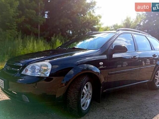 Черный Шевроле Нубира, объемом двигателя 1.8 л и пробегом 200 тыс. км за 5300 $, фото 1 на Automoto.ua