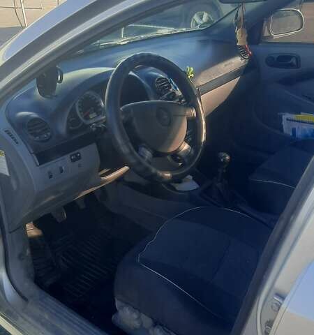 Шевроле Нубира, объемом двигателя 1.6 л и пробегом 342 тыс. км за 3500 $, фото 1 на Automoto.ua