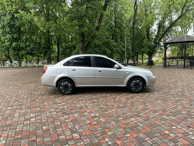 Сірий Шевроле Нубіра, об'ємом двигуна 1.6 л та пробігом 313 тис. км за 3570 $, фото 1 на Automoto.ua