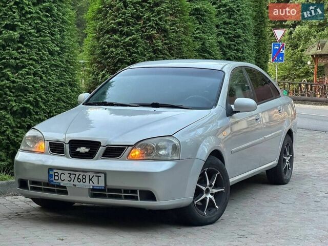 Сірий Шевроле Нубіра, об'ємом двигуна 1.8 л та пробігом 327 тис. км за 2850 $, фото 1 на Automoto.ua