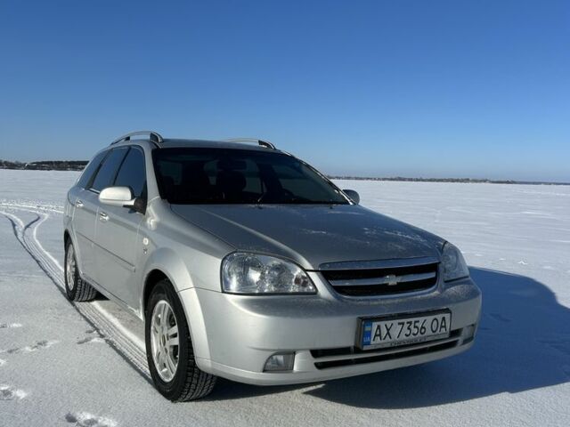 Серый Шевроле Нубира, объемом двигателя 1.6 л и пробегом 215 тыс. км за 5100 $, фото 1 на Automoto.ua