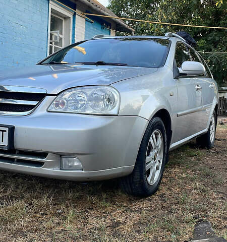 Серый Шевроле Нубира, объемом двигателя 1.8 л и пробегом 352 тыс. км за 3700 $, фото 1 на Automoto.ua