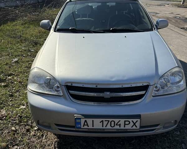 Серый Шевроле Нубира, объемом двигателя 1.8 л и пробегом 221 тыс. км за 4500 $, фото 1 на Automoto.ua