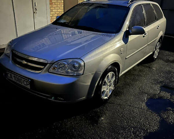 Серый Шевроле Нубира, объемом двигателя 1.6 л и пробегом 192 тыс. км за 4200 $, фото 1 на Automoto.ua