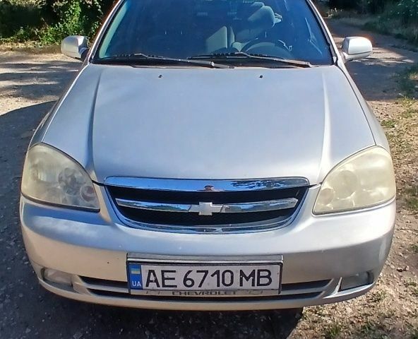 Серый Шевроле Нубира, объемом двигателя 0 л и пробегом 244 тыс. км за 3533 $, фото 1 на Automoto.ua