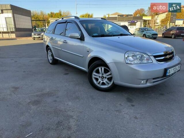 Серый Шевроле Нубира, объемом двигателя 1.8 л и пробегом 282 тыс. км за 4800 $, фото 1 на Automoto.ua