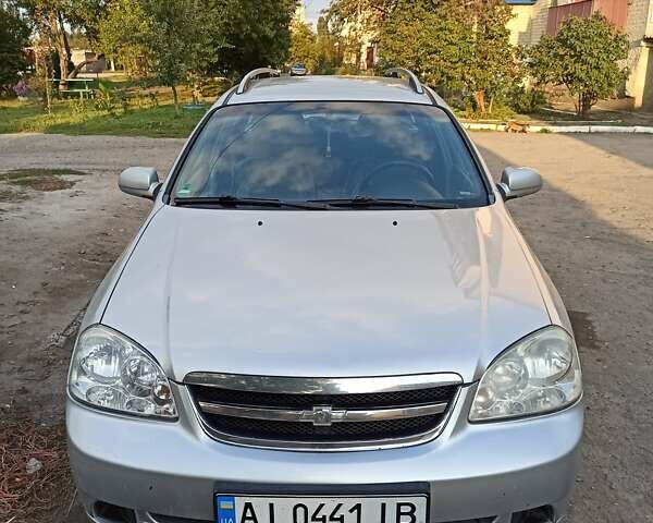 Серый Шевроле Нубира, объемом двигателя 1.6 л и пробегом 290 тыс. км за 4200 $, фото 1 на Automoto.ua