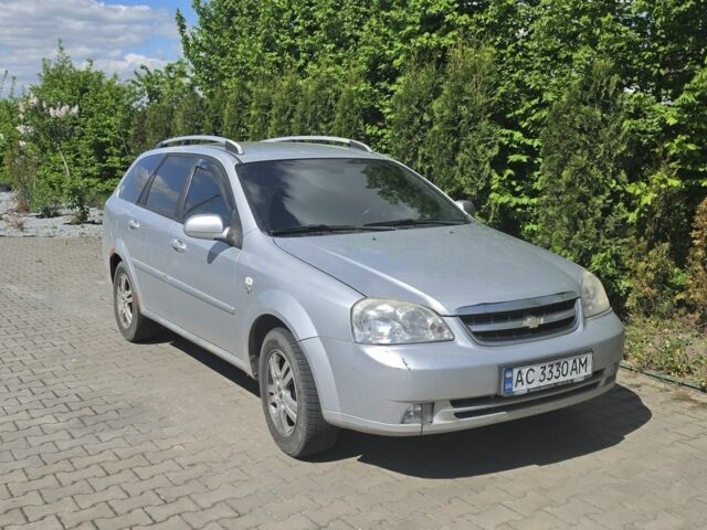 Серый Шевроле Нубира, объемом двигателя 2 л и пробегом 218 тыс. км за 4500 $, фото 1 на Automoto.ua