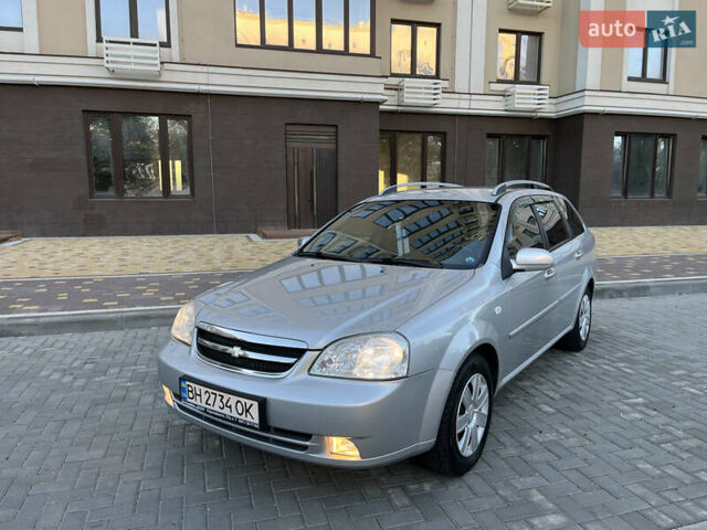 Сірий Шевроле Нубіра, об'ємом двигуна 1.6 л та пробігом 237 тис. км за 4700 $, фото 1 на Automoto.ua