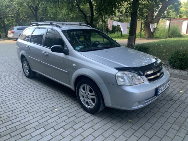 Серый Шевроле Нубира, объемом двигателя 2 л и пробегом 270 тыс. км за 4300 $, фото 1 на Automoto.ua