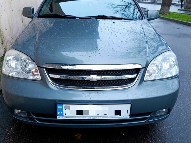 Серый Шевроле Нубира, объемом двигателя 1.6 л и пробегом 176 тыс. км за 5500 $, фото 1 на Automoto.ua
