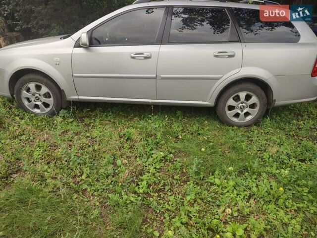 Серый Шевроле Нубира, объемом двигателя 1.6 л и пробегом 185 тыс. км за 5300 $, фото 1 на Automoto.ua