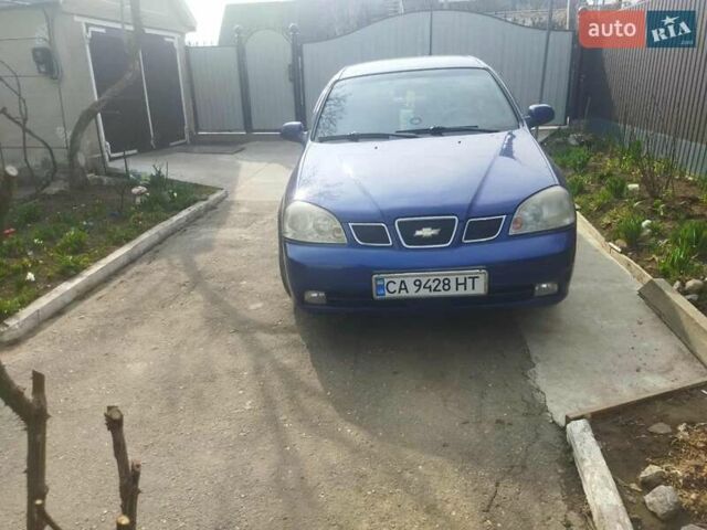 Синий Шевроле Нубира, объемом двигателя 1.8 л и пробегом 325 тыс. км за 3600 $, фото 1 на Automoto.ua