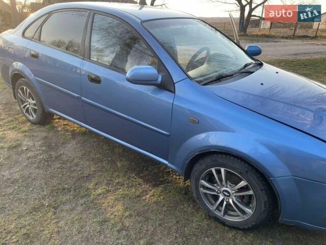 Синій Шевроле Нубіра, об'ємом двигуна 1.8 л та пробігом 300 тис. км за 3200 $, фото 1 на Automoto.ua