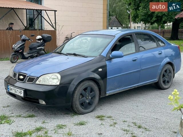Синий Шевроле Нубира, объемом двигателя 1.8 л и пробегом 240 тыс. км за 1850 $, фото 1 на Automoto.ua