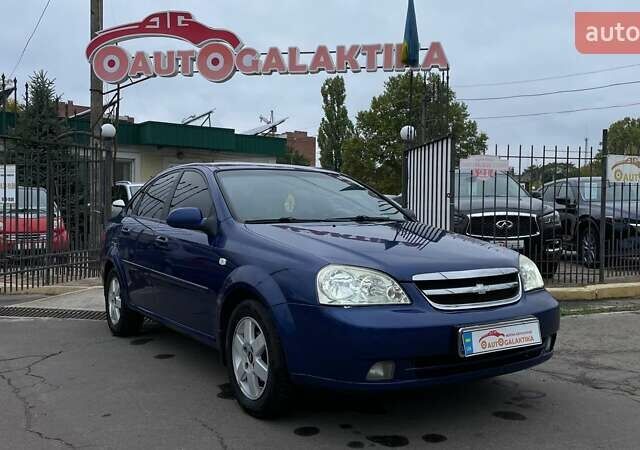 Синій Шевроле Нубіра, об'ємом двигуна 1.8 л та пробігом 302 тис. км за 4699 $, фото 1 на Automoto.ua