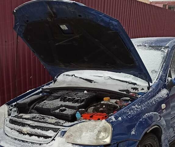 Синий Шевроле Нубира, объемом двигателя 1.6 л и пробегом 170 тыс. км за 1950 $, фото 1 на Automoto.ua