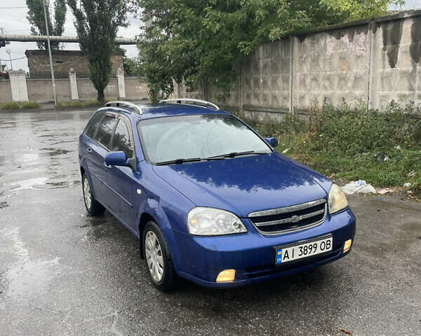 Синий Шевроле Нубира, объемом двигателя 1.8 л и пробегом 334 тыс. км за 3500 $, фото 1 на Automoto.ua
