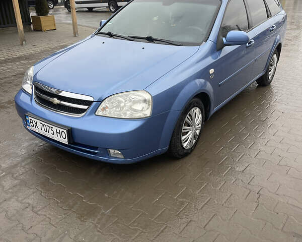 Синий Шевроле Нубира, объемом двигателя 1.8 л и пробегом 252 тыс. км за 4500 $, фото 1 на Automoto.ua